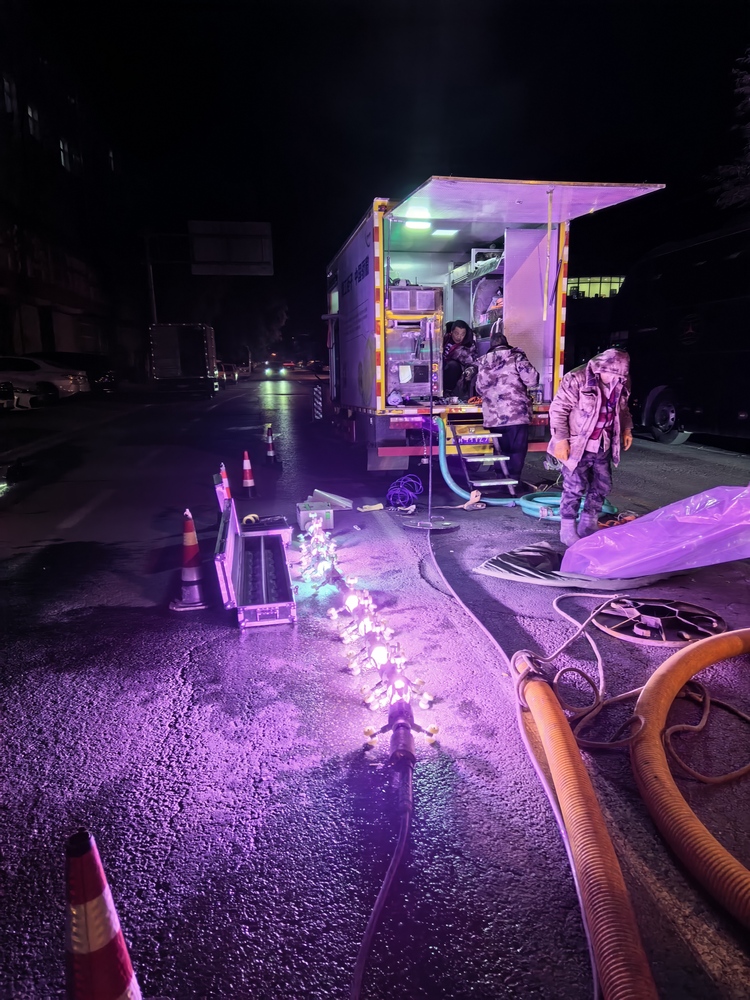 托里管道非开挖修复