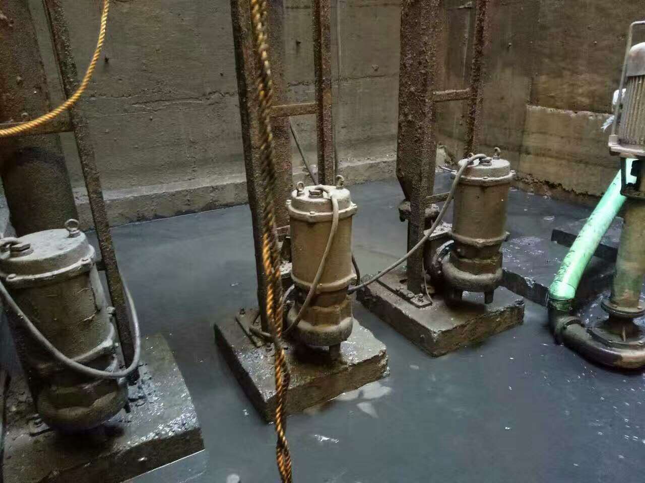 托里污水池清理